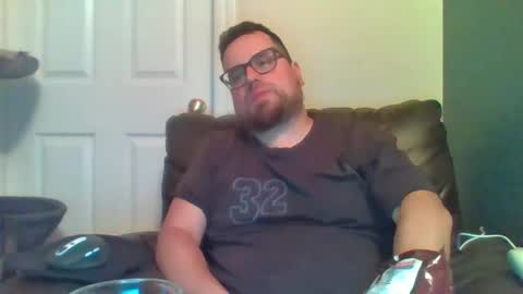 Snapshot of hellflow chatting on 10.10.25 hellflow online show from 10.10.25