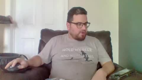 Snapshot of hellflow chatting on 10.26.25 hellflow online show from 10.26.25