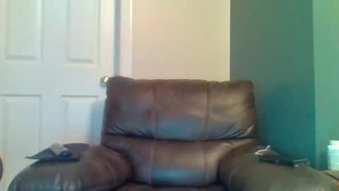 Snapshot of hellflow chatting on 10.27.25 hellflow online show from 10.27.25