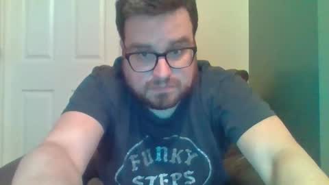 Snapshot of hellflow chatting on 11.18.25 hellflow online show from 11.18.25