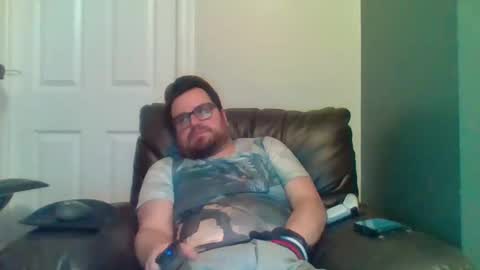 Snapshot of hellflow chatting on 11.25.25 hellflow online show from 11.25.25