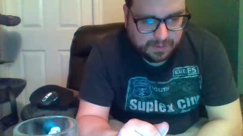 Snapshot of hellflow chatting on 04.16.26 hellflow online show from 04.16.26