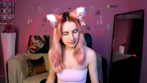 Snapshot of helli_belli chatting on 04.25.26 Helli online show from 04.25.26