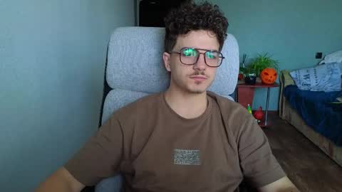 Remy online show from 11.18.25