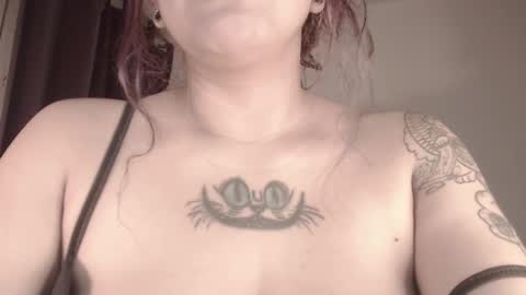 Snapshot of hello_demonkitty chatting on 12.11.24 SIMONA online show from 12.11.24