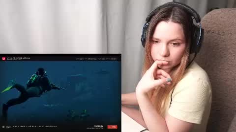 Snapshot of hello_taya chatting on 06.14.26 Taya online show from 06.14.26