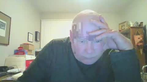 Snapshot of helloforfun111 chatting on 04.12.26 helloforfun111 online show from 04.12.26