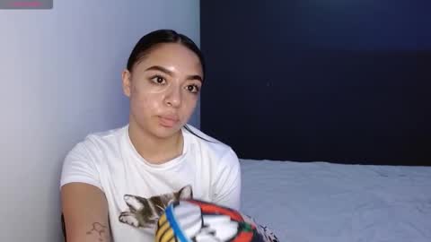 Snapshot of hellokitty_valery1 chatting on 09.24.25 hellokitty_valery1 online show from 09.24.25