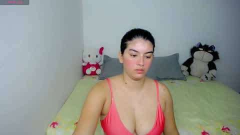 Snapshot of helloo_kityy25 chatting on 07.02.26 helloo_kityy25 online show from 07.02.26