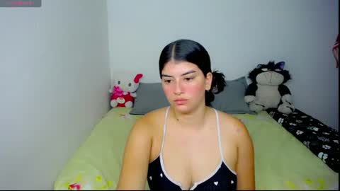 Snapshot of helloo_kityy25 chatting on 07.16.26 helloo_kityy25 online show from 07.16.26