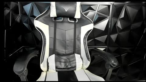 heluehorny13 online show from 03.04.25