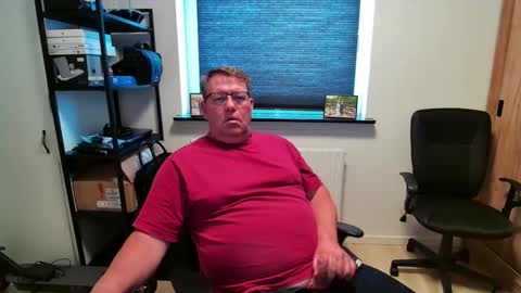 henrikrp1971 online show from 04.01.26