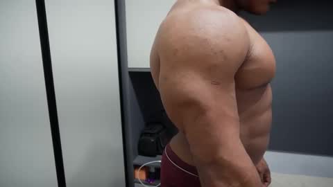 Henri online show from 12.03.25