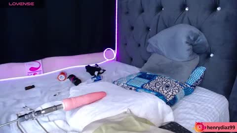 Snapshot of henry_diaz chatting on 12.21.24 Henry online show from 12.21.24