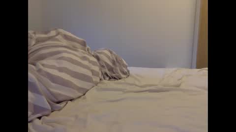 Henryhipster  sub  spank useme new Europe Twink kiss first fit kinky naughty online show from 01.14.26