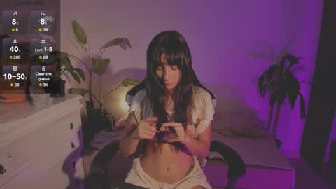 Hello I am Valentina independent Colombian model I love sensuality and pleasure welcome online show from 10.01.25