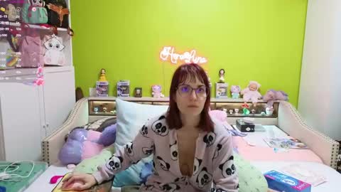 HeraLuna  online show from 04.03.26