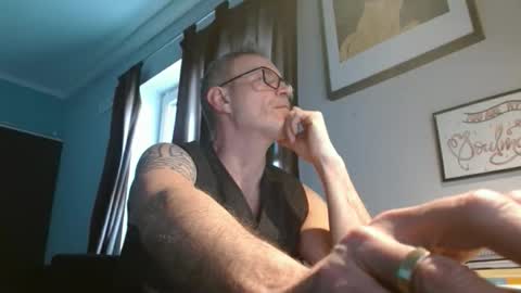 hering76 online show from 03.04.26