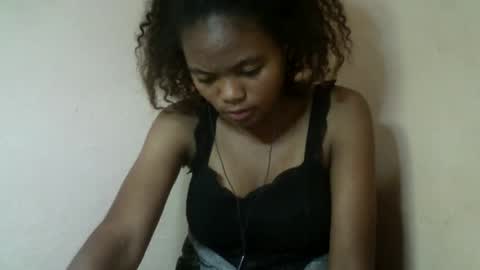 Snapshot of herisse01 chatting on 05.19.26 herisse01 online show from 05.19.26