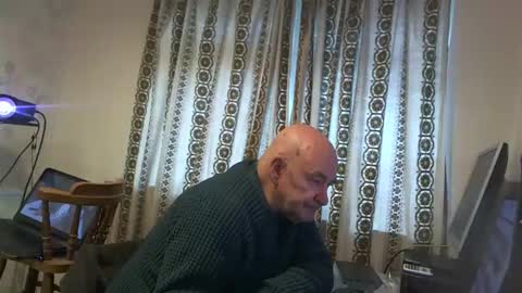 Snapshot of hermeneutika chatting on 01.23.25 mature online show from 01.23.25