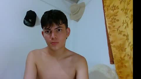 Snapshot of herrerabuitragroedwin chatting on 05.20.26 valentin 123 online show from 05.20.26