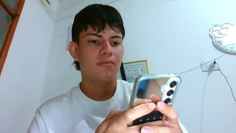 Snapshot of herrerabuitragroedwin chatting on 05.22.26 valentin 123 online show from 05.22.26