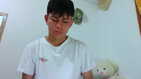 Snapshot of herrerabuitragroedwin chatting on 05.27.26 valentin 123 online show from 05.27.26
