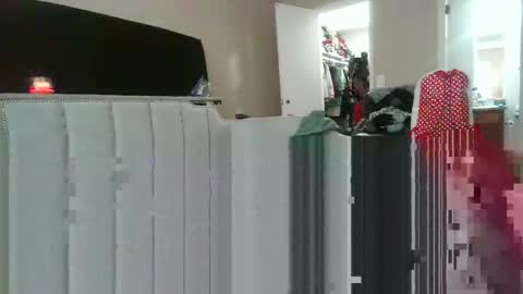 Snapshot of hersheyrider chatting on 02.03.26 PoLyOneHersheySplasHer online show from 02.03.26