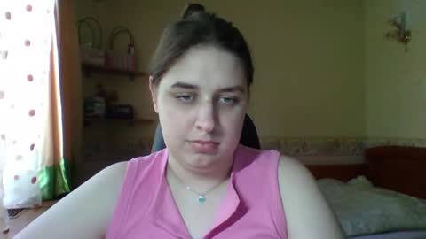 Snapshot of hess_luna_ chatting on 05.15.26 hess_luna_ online show from 05.15.26