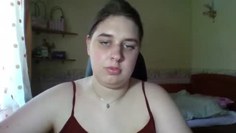 Snapshot of hess_luna_ chatting on 06.30.26 hess_luna_ online show from 06.30.26