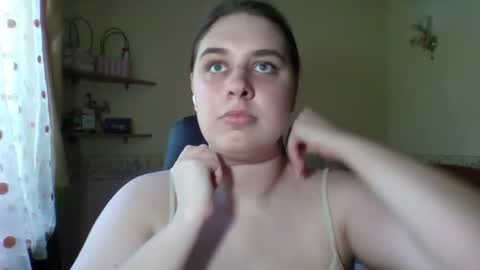 Snapshot of hess_luna_ chatting on 07.01.26 hess_luna_ online show from 07.01.26