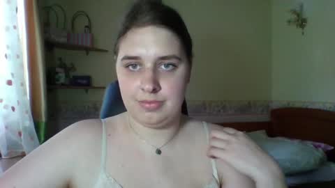 Snapshot of hess_luna_ chatting on 07.07.26 hess_luna_ online show from 07.07.26
