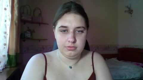 Snapshot of hess_luna_ chatting on 07.14.26 hess_luna_ online show from 07.14.26
