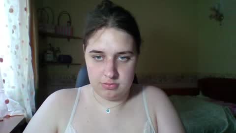 Snapshot of hess_luna_ chatting on 07.23.26 hess_luna_ online show from 07.23.26