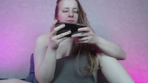 Hesssa Prime time  The broadcasts start at 3am and 3 pm London time  online show from 12.02.24