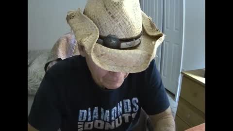 hewes1 online show from 01.15.25