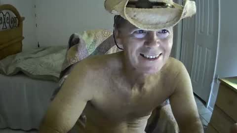 hewes1 online show from 02.11.25