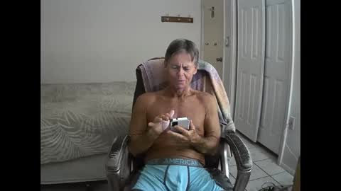 hewes1 online show from 10.19.25