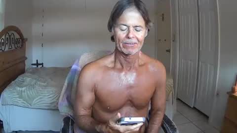 hewes1 online show from 04.14.26