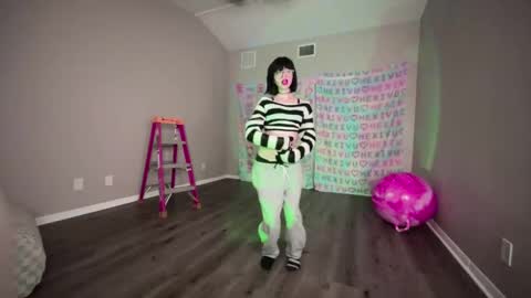 salem online show from 01.17.25