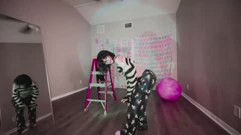 salem online show from 01.23.25