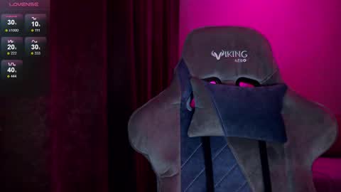  Nora  online show from 09.17.25