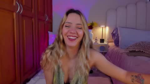 Martina Ricci Show schedule Monday to Friday 8am colombia time I work some weekends  online show from 03.14.26