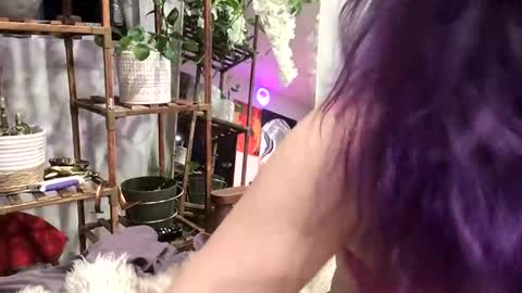 Snapshot of heynicole01 chatting on 01.03.25 FlexieFae online show from 01.03.25