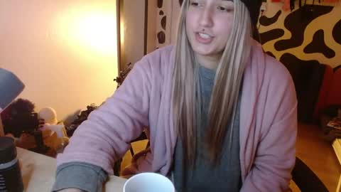 Elora online show from 05.22.26