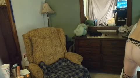 hidden_gold_milf online show from 10.30.25