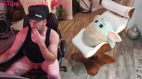 Snapshot of highclass92i chatting on 12.13.24 High4This online show from 12.13.24