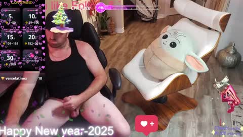 Snapshot of highclass92i chatting on 01.04.25 High4This online show from 01.04.25