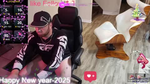 Snapshot of highclass92i chatting on 01.10.25 High4This online show from 01.10.25