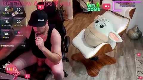 Snapshot of highclass92i chatting on 09.25.25 High4This online show from 09.25.25